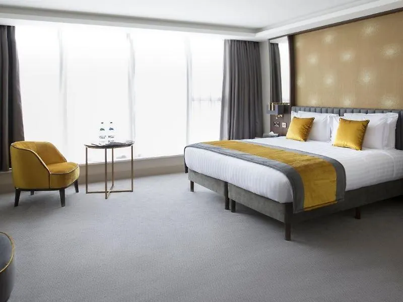 דבלין Iveagh Garden Hotel אירלנד