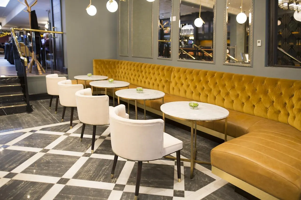 דבלין Iveagh Garden Hotel